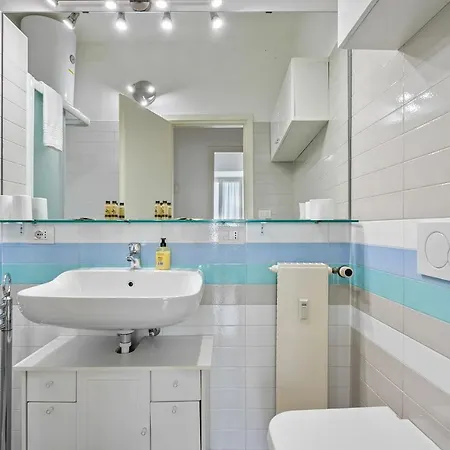 Apartman Piazzetta View By Halldis