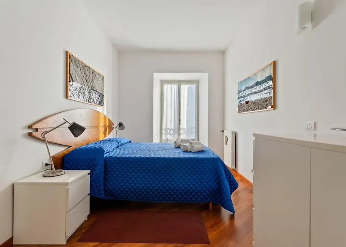 Piazzetta View By Halldis * דונגו