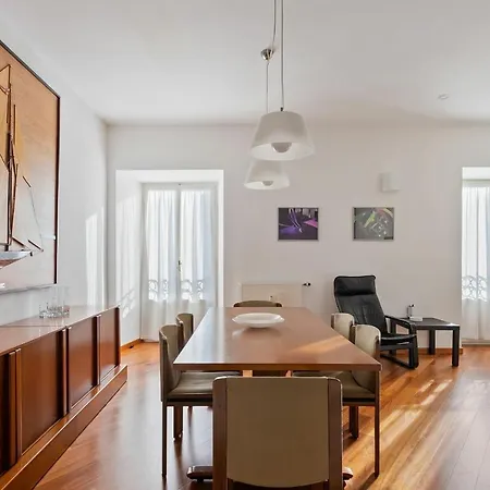 Piazzetta View By Halldis Appartement